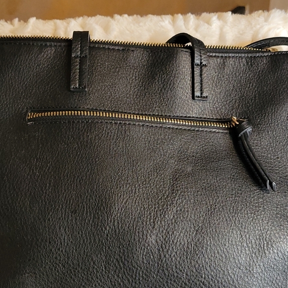 Black Crossbody Handbag - Picture 12 of 13